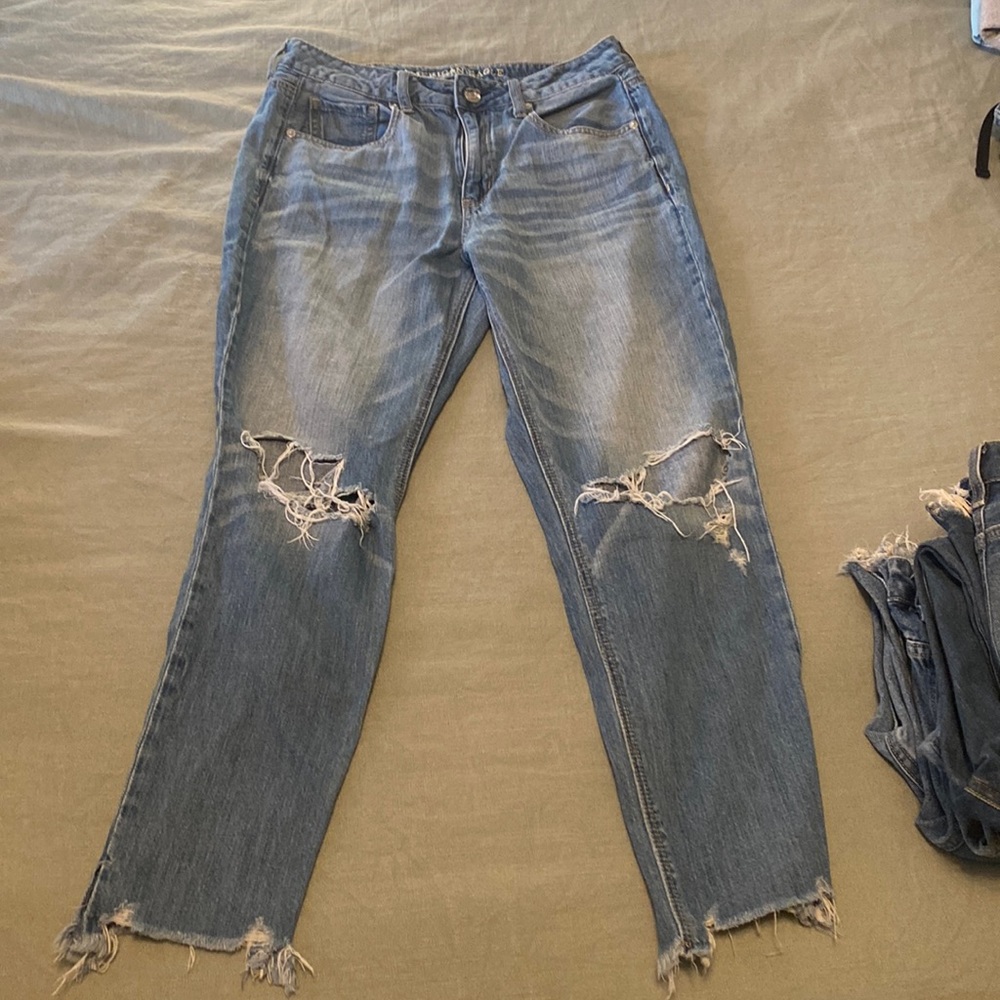 Cute boyfriend jeans, worn but still in good condition!(: